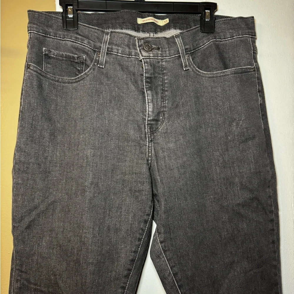 Levi’s Woman’s 311 shaping skinny Black/grayJeans size 32x30